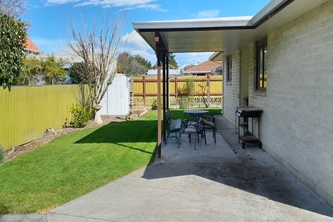 Photo of property in 2/701 Roberts Street, Hastings, 4122