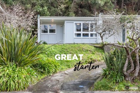 Photo of property in 1/26 Deller Grove, Silverstream, Upper Hutt, 5019