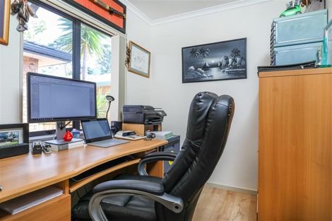 Photo of property in 7a Withers Road, Glen Eden, Auckland, 0602
