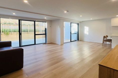 Photo of property in 5/11 Rengarenga Rise, Fairview Heights, Auckland, 0632