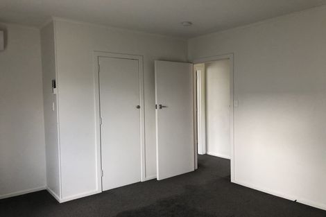 Photo of property in 1/19 Bond Crescent, Forrest Hill, Auckland, 0620