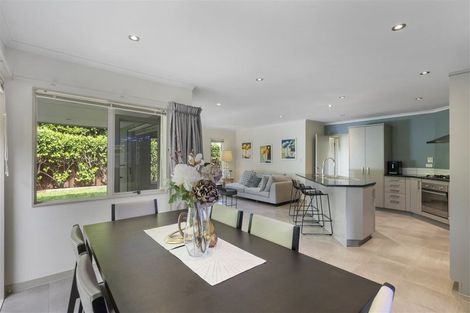 Photo of property in 7 Tranquility Rise, Mellons Bay, Auckland, 2014