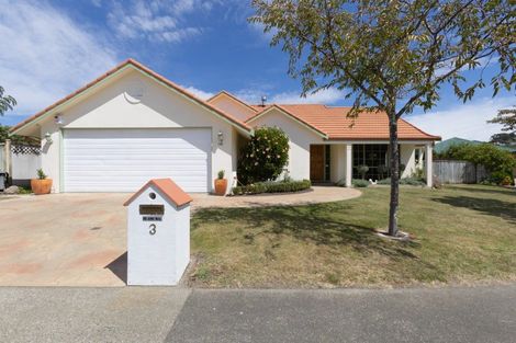 Photo of property in 3 Montague Way, Taradale, Napier, 4112