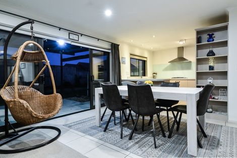 Photo of property in 14 Trauzer Place, Flagstaff, Hamilton, 3210