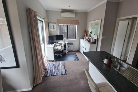 Photo of property in 26a Bale Place, Havelock North, 4130