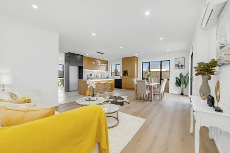 Photo of property in 35 Kaitiaki Drive, Clarks Beach, 2122