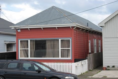 Photo of property in 138 Rongotai Road, Kilbirnie, Wellington, 6022