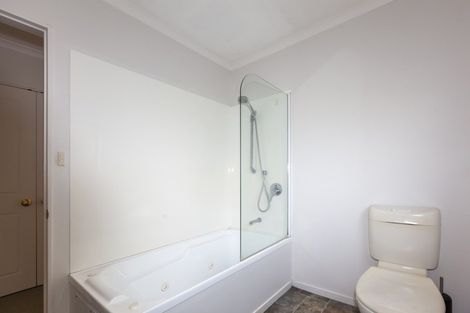 Photo of property in 118a Seaview Road, Paraparaumu Beach, Paraparaumu, 5032