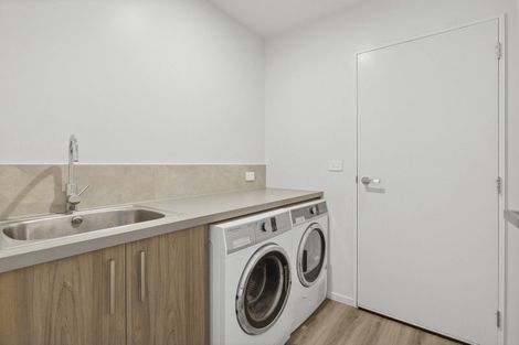 Photo of property in 5 Merivale Avenue, Wanaka, 9305