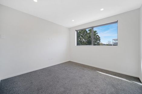 Photo of property in 16 Jade Avenue, Pakuranga Heights, Auckland, 2010