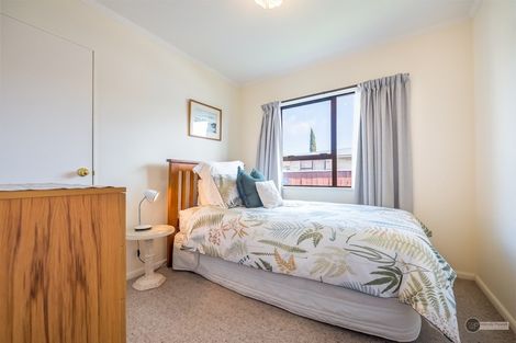 Photo of property in 15a Collingwood Street, Waterloo, Lower Hutt, 5011