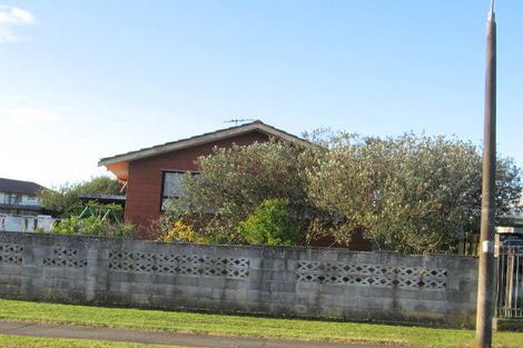 Photo of property in 10 Dillon Crescent, Clover Park, Auckland, 2019