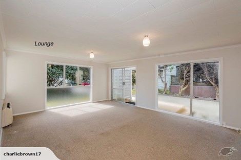 Photo of property in 10 Mahoe Street, Otaki Beach, Otaki, 5512