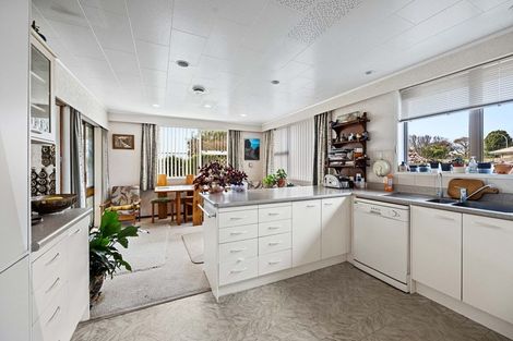 Photo of property in 14 Rata Street, Hawera, 4610