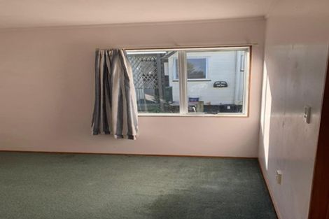 Photo of property in 8 Devonshire Road, Unsworth Heights, Auckland, 0632