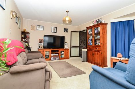 Photo of property in 15b Victoria Avenue, Waiuku, 2123