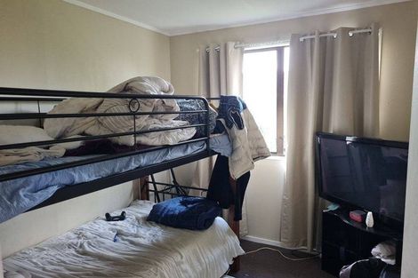 Photo of property in 2/21 Silver Creek Road, Weymouth, Auckland, 2103