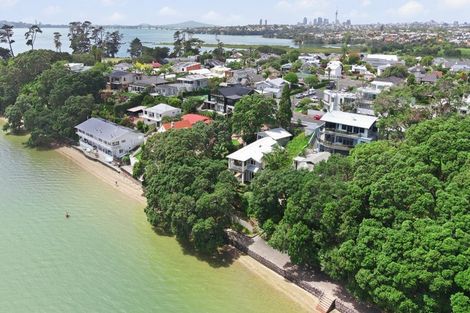 Photo of property in 16 Joan Street, Point Chevalier, Auckland, 1022