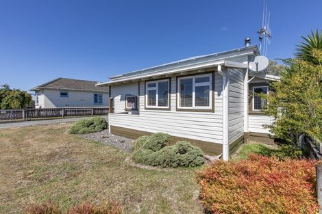Photo of property in 44 Tennyson Street, Dannevirke, 4930