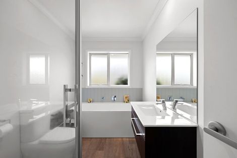 Photo of property in 18 William Paul Street, Cambridge, 3434