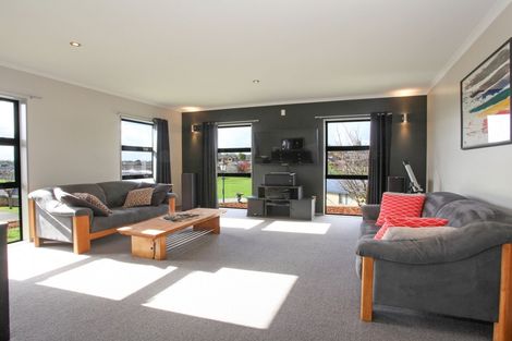 Photo of property in 59 Twickenham Place, Nawton, Hamilton, 3200