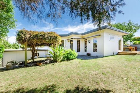 Photo of property in 20 Eatwell Avenue, Paraparaumu Beach, Paraparaumu, 5032