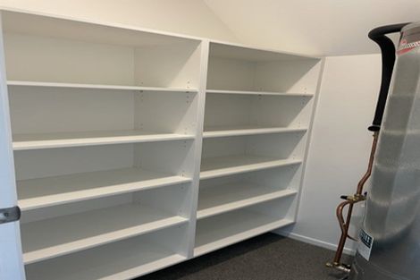 Photo of property in 19b Holland Avenue, Point England, Auckland, 1072