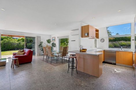 Photo of property in 314 Beacon Point Road, Wanaka, 9305