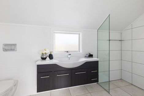 Photo of property in 112 Epuni Street, Epuni, Lower Hutt, 5011