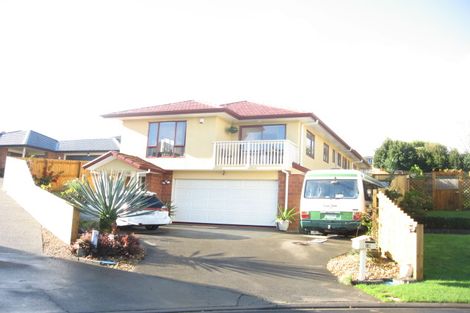 Photo of property in 13 Mattalie Place, Manurewa, Auckland, 2105