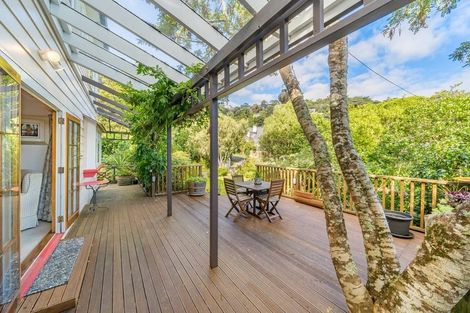 Photo of property in 27 Kotari Road, Days Bay, Lower Hutt, 5013
