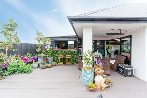 Photo of property in 62 Cameo Grove, Marshland, Christchurch, 8083