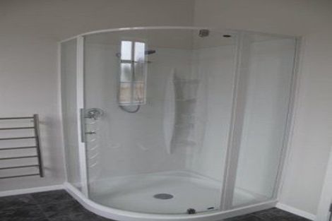 Photo of property in 2 Cornwall Street, Hutt Central, Lower Hutt, 5010