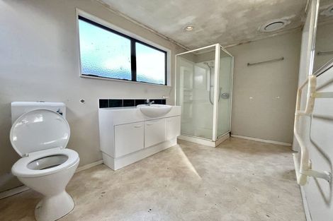 Photo of property in 40a Redoubt Road, Goodwood Heights, Auckland, 2105