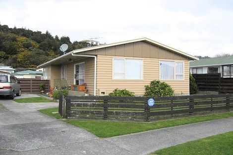 Photo of property in 12 Belgrave Street, Wainuiomata, Lower Hutt, 5014