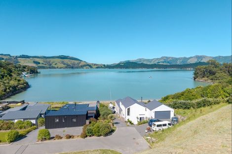 Photo of property in 17 Te Wharau Lane, Charteris Bay, Governors Bay, 8971