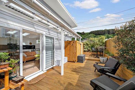 Photo of property in 32a Happy Valley Road, Owhiro Bay, Wellington, 6023