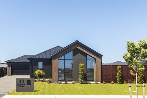 Photo of property in 43 Candlesticks Crescent, Lincoln, 7608