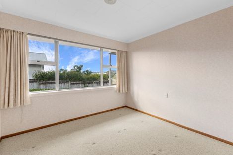 Photo of property in 2/256 Courtenay Street, Strandon, New Plymouth, 4312