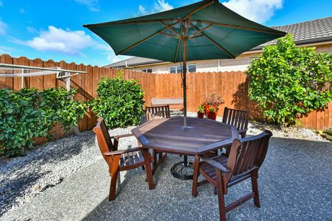 Photo of property in 79 Longford Park Drive, Takanini, 2112