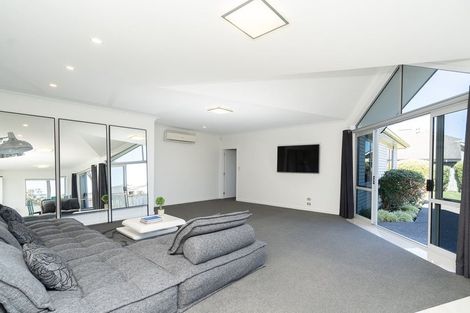 Photo of property in 205 Cumberland Drive, Flagstaff, Hamilton, 3210