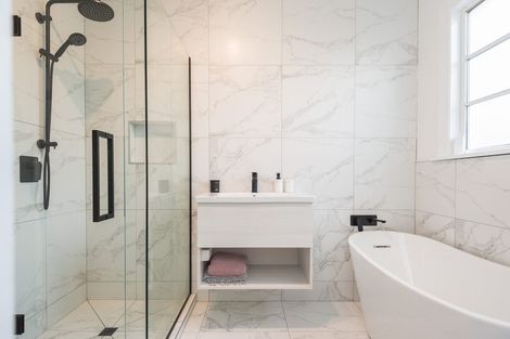 Photo of property in 35 Paparoa Street, Papanui, Christchurch, 8053