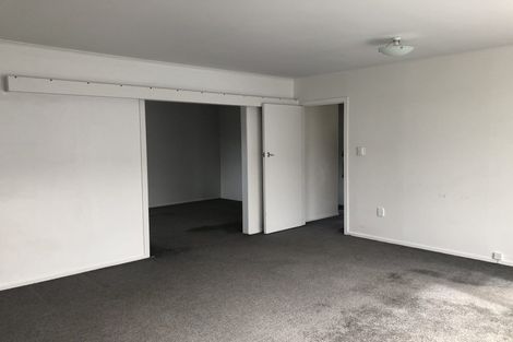 Photo of property in 1/19 Bond Crescent, Forrest Hill, Auckland, 0620