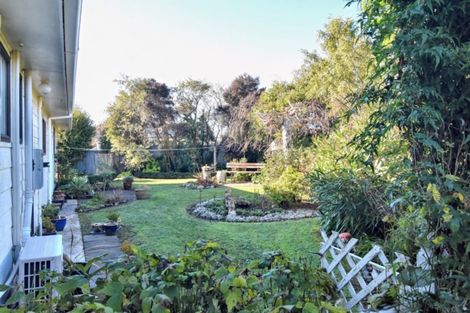 Photo of property in 1/1 De Lacey Lane, Carterton, 5713