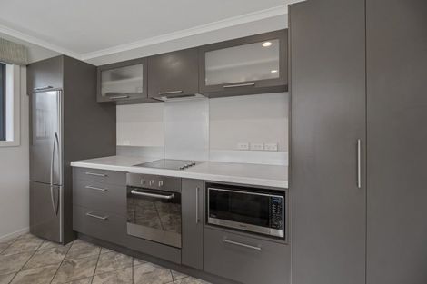 Photo of property in 9a Wilton Street, Westown, New Plymouth, 4310