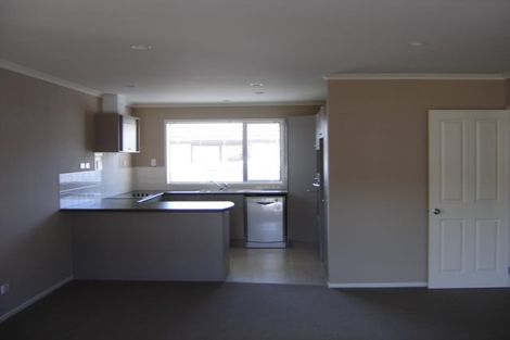 Photo of property in 8 George Deane Place, Greenhithe, Auckland, 0632