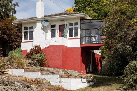 Photo of property in 35 Branxholm Street, Roxburgh, 9500