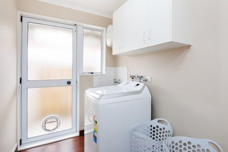 Photo of property in 34 Jefferson Crescent, Milson, Palmerston North, 4414