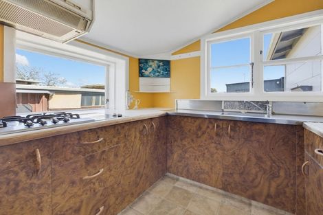 Photo of property in 24 Linklater Avenue, Foxton Beach, Foxton, 4815