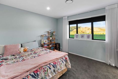 Photo of property in 28 Oriwa Lane, Levin, 5571